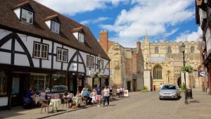 BOARDING UP GLOUCESTER